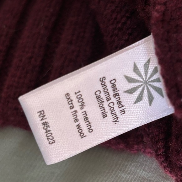 🩷ATHLETA MERINO COLD SPELL HOODIE SWEATER MAROON BURGUNDY SIZE SMALL WINTER - Picture 7 of 9
